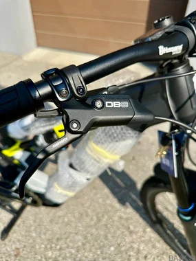 NOVO Električno kolo Fully Husqvarna Hard Cross HC1, vel. M