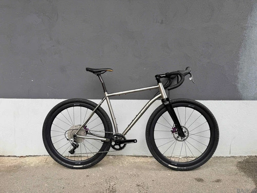 Gravel kolo Why Cycles R+ Titanium 2022 L