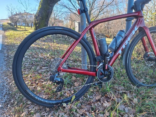 Trek Domane SL6 AXS novi model 2024