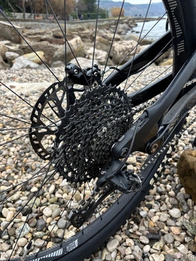 Prodam YT Capra Pro 29 Bike