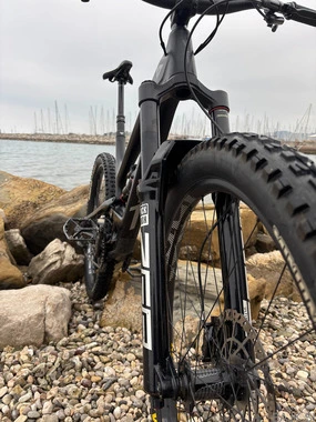 Prodam YT Capra Pro 29 Bike