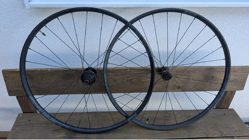 Obroči Stans Crest MK4 29