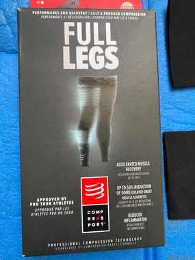 KOMPRESIJSKE NOGAVICE COMPRESSPORT FULLEGS nerabljeni UAE/POGAČAR 50€