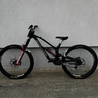 Nukeproof dissent rs 2022