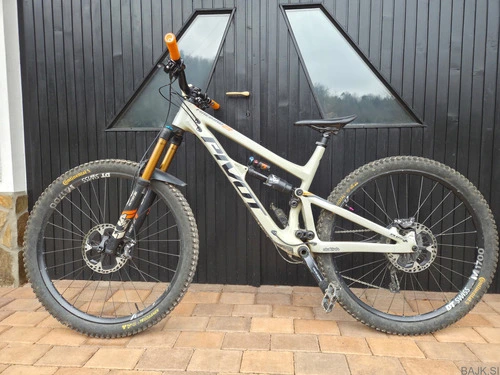 Pivot Firebird 29 2021