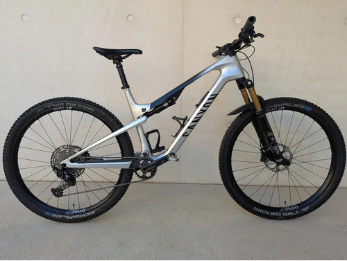 Canyon lux trail CF 7 XL