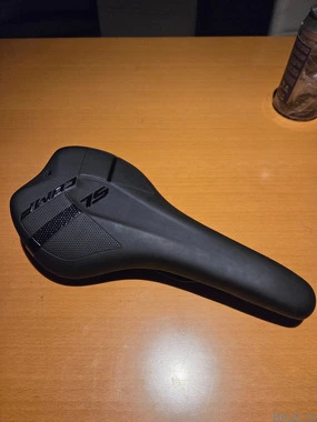 Nov sedež merida comp sl 145mm