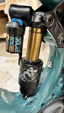 Fox Factory Float X2