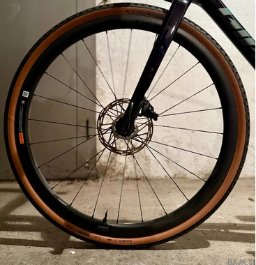 Giant Revolt Advanced Pro 1, velikost ML, letnik 08/2023