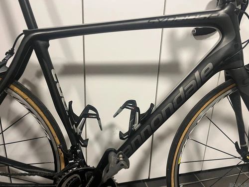 Cestno kolo Cannondale Synapse karbon L 56