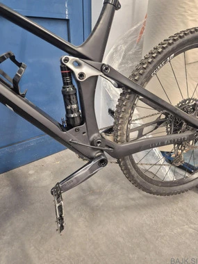 Izzo Blaze 29 | Titan Black