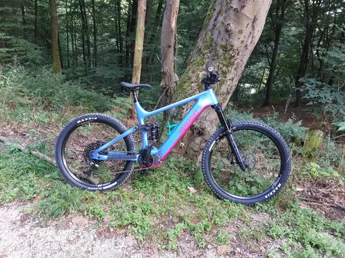 Hoheacht Besta Monto Carbon samo 40KM AM Enduro