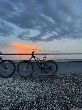 cube stereo race 150