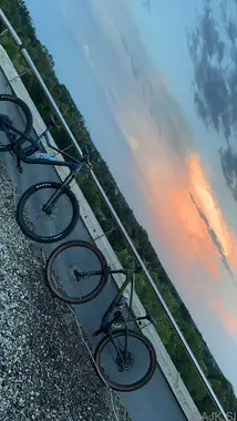 cube stereo race 150