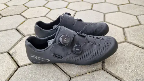 Kolesarski čevlji Shimano RC703 wide - št. 49