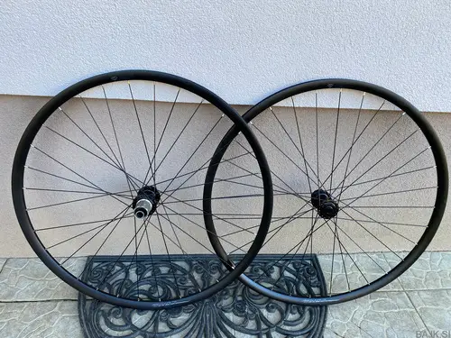 OBROČI/OBROČNIKI na DISC ZAVORE center lock, na Shimano do12speed