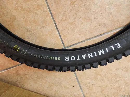 Specialized Eliminator Grid Gravity T7/T9 / 27,5x2.3 / NOVO