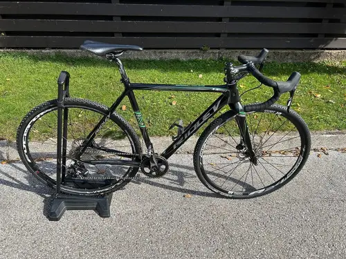 Ridley X-Night 11S / Karbonski okvir / Sram Rival / Velikost S (50)