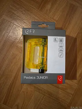 Pedala za otroški kolo