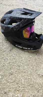 FulfaceMTB čelada CAIRBULL