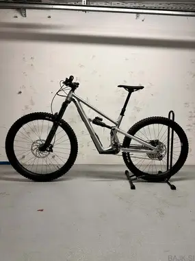 IBIS Ripmo AF - Shimano Deore Build