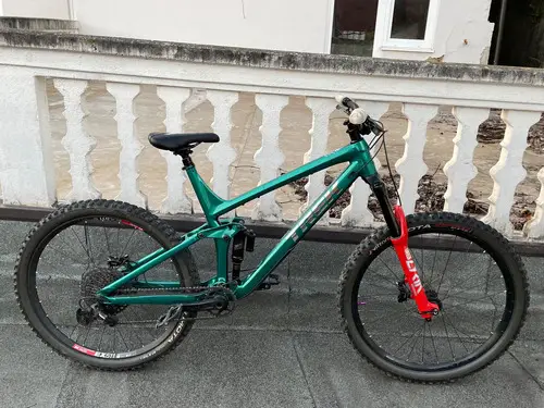 Trek Remedy 8 L