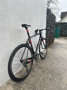 Colnago V2-R