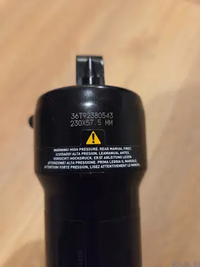 Rock Shox Deluxe RT3 230x 57.5mm