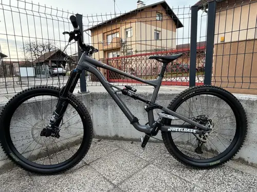 Specialized Status 160