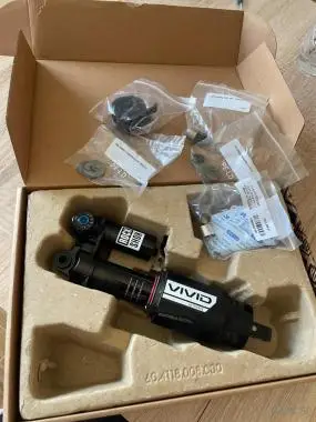 Rochshox vivid ultimate rc2t