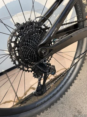Trek slash