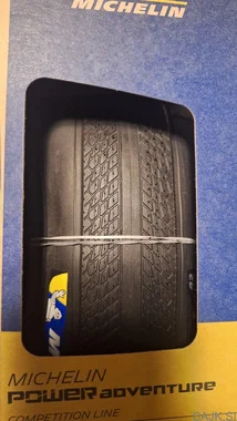 Michelin Adventure 42mm
