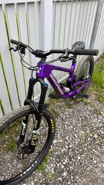 nukeproof giga 279 limited edition