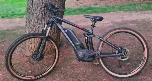 Trek Powerfly 5 samo 1000 prevoženih km