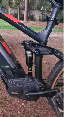 Trek Powerfly 5 samo 1000 prevoženih km