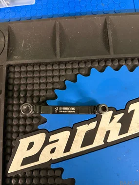 Adapter Shimano SM-MA-F180P/P2