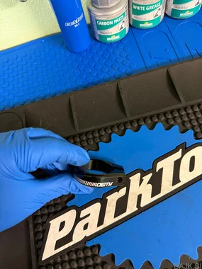 Sedežna objemka Deity 38,6 mm