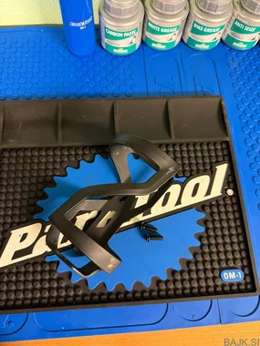 Nosilec bidona Specialized Zee cage II desni