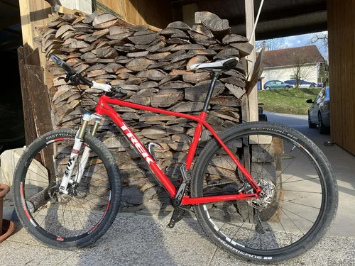 Trek superfly 8