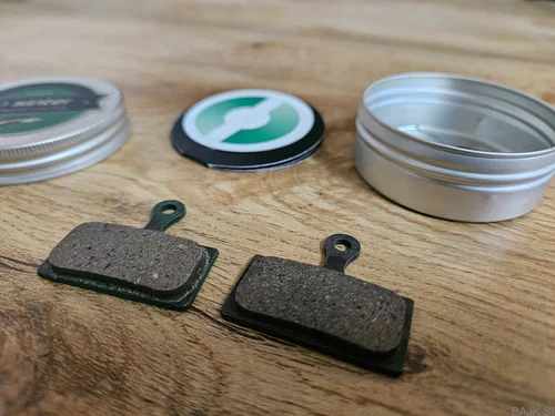 Zavorne ploščice Shimano Deore, XT, SLX