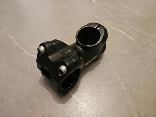 Nosilec krmila XLC Comp