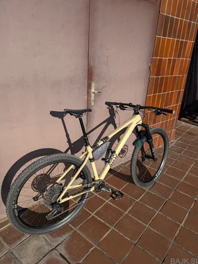 Rose BONERO 3, RockShox Pike, Sram GX, e*thirteen Dropper Post...