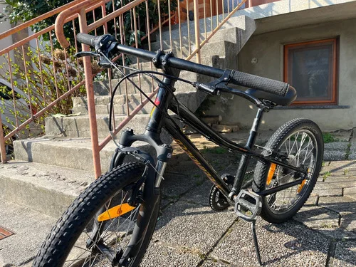 Specialized Hot Rock 20