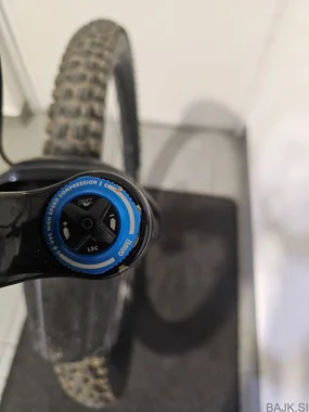 Nukeproof mega 290 factory MOŽNE MENJAVE