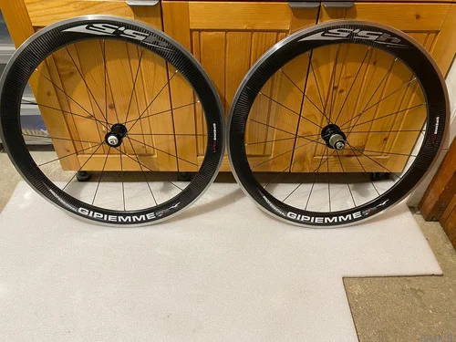 Karbon obročniki za cestno kolo Gipiemme 5.5H,SHIMANO,330€