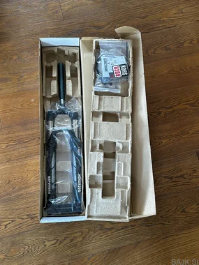 RockShox Recon Solo Air PopLoc 27,5″ – nerabljena 2016