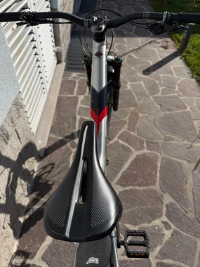 Commencal Meta AM V4.2 WC 27,5 col