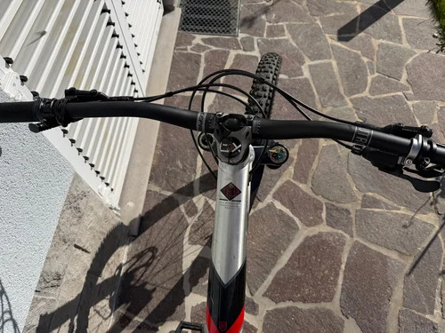 Commencal Meta AM V4.2 WC 27,5 col