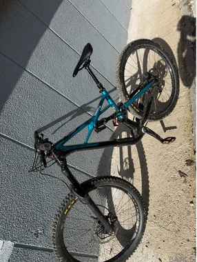 prodam gorsko kolo specialized