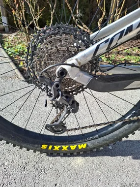 COMMENCAL META AM 29